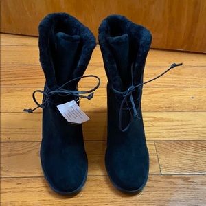 🆕Ugg waterproof suede boots